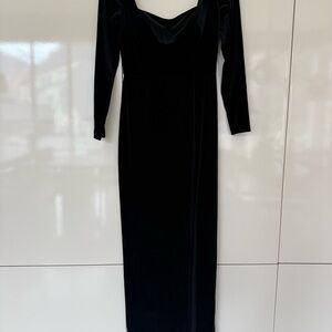 Jenny Yoo Elegant Black Velvet Dress